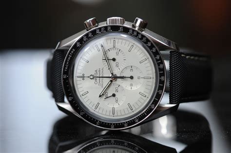 speedmaster white dial